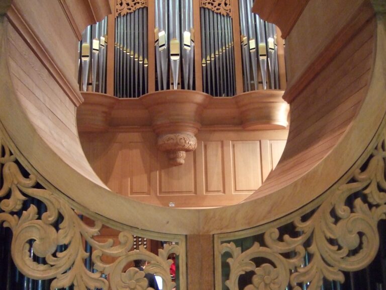 Chicago Holy Name Cathedral, Flentrop organ