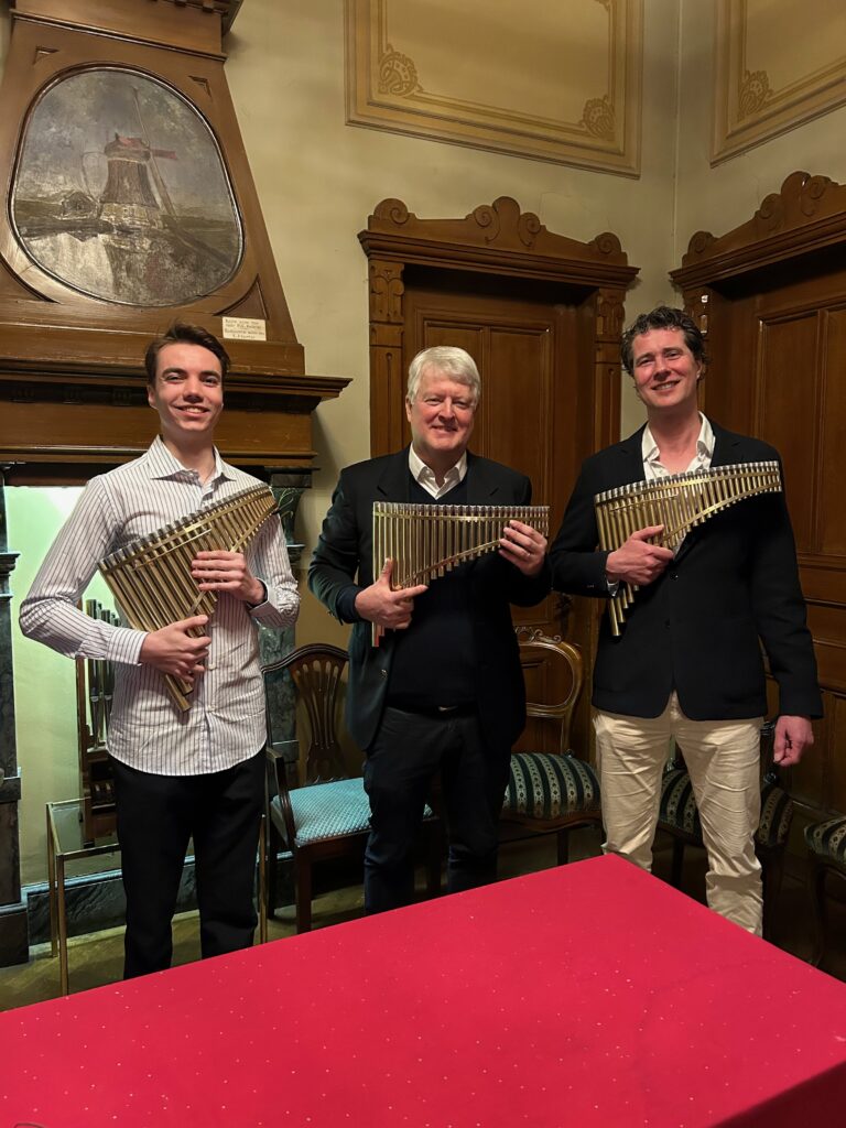 Panfluit Flentrop en Nederlands Muziekinstrumenten Fonds